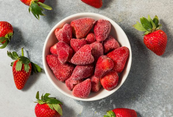 fresh-frozen-strawberry fresh-frozen-strawberry